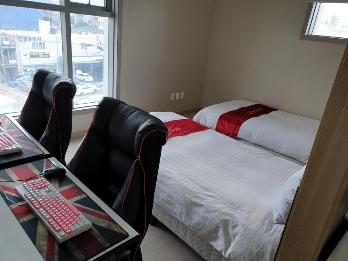 R&T Hotel Jeju Eksteriør billede