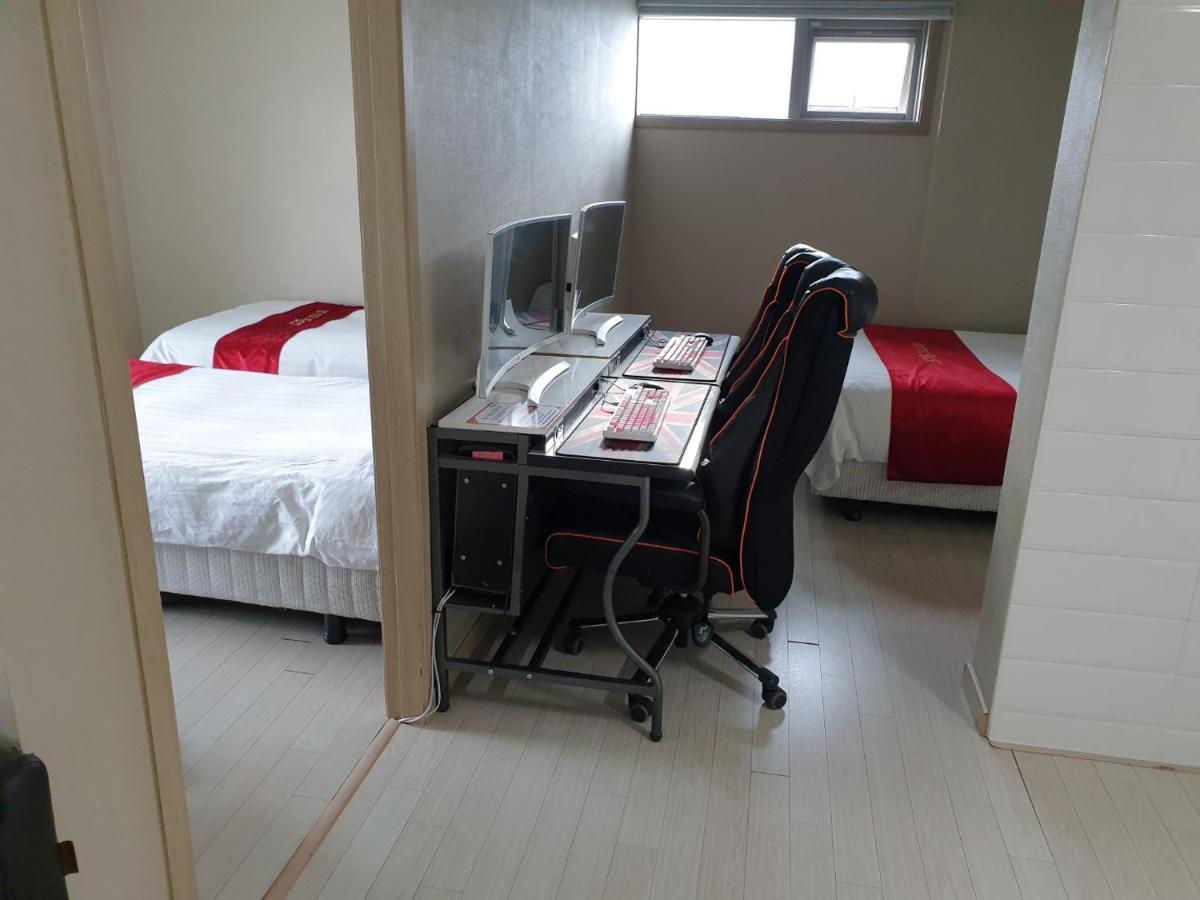 R&T Hotel Jeju Eksteriør billede