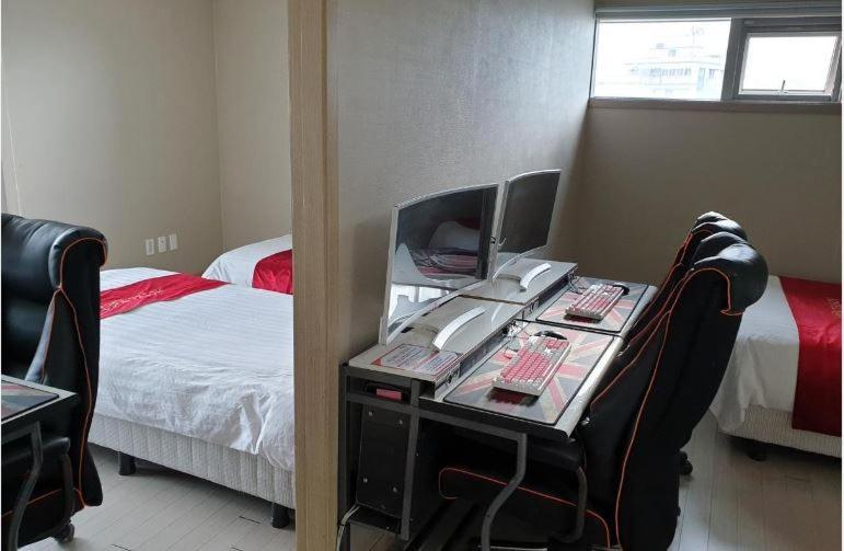 R&T Hotel Jeju Eksteriør billede