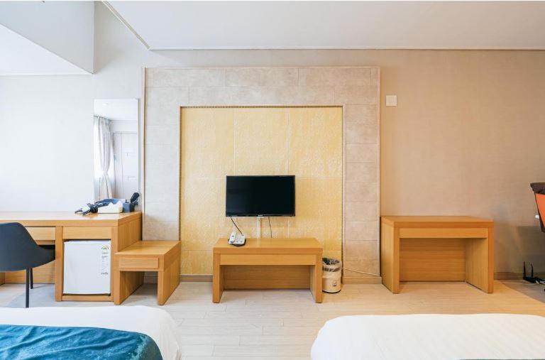 R&T Hotel Jeju Eksteriør billede