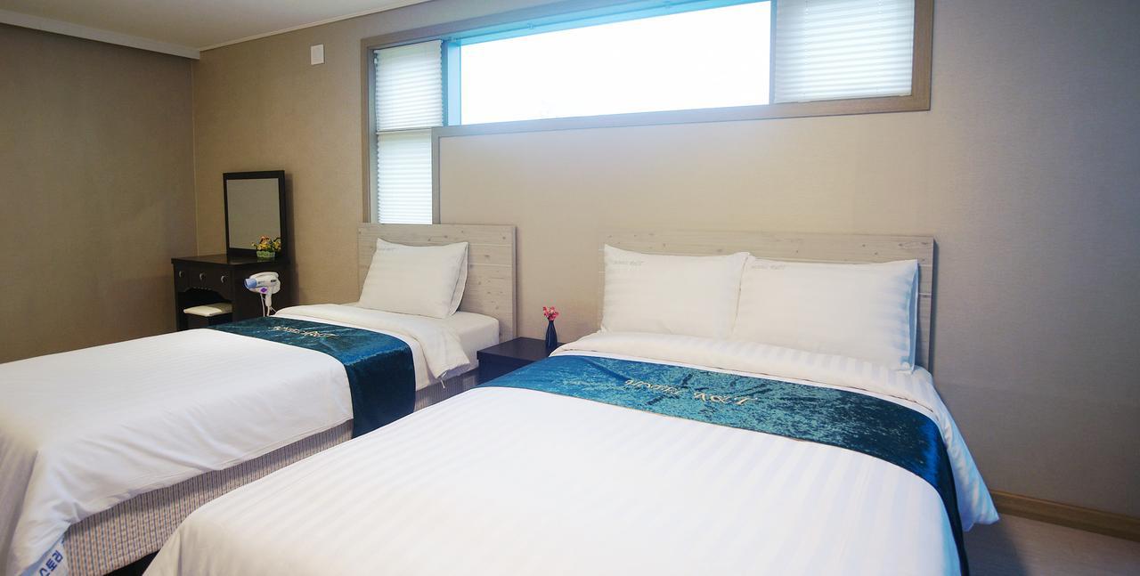 R&T Hotel Jeju Eksteriør billede